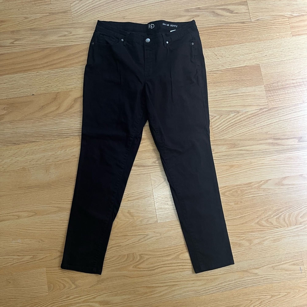 New Directions Black Skinny Pants size 14